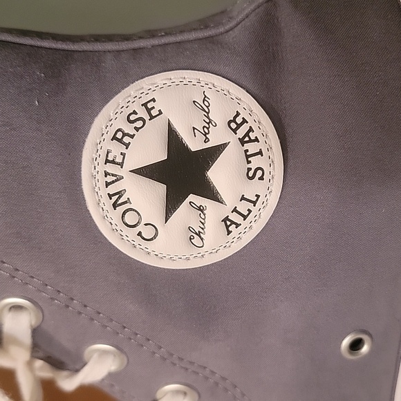 Converse tennis shoes - Picture 7 of 10